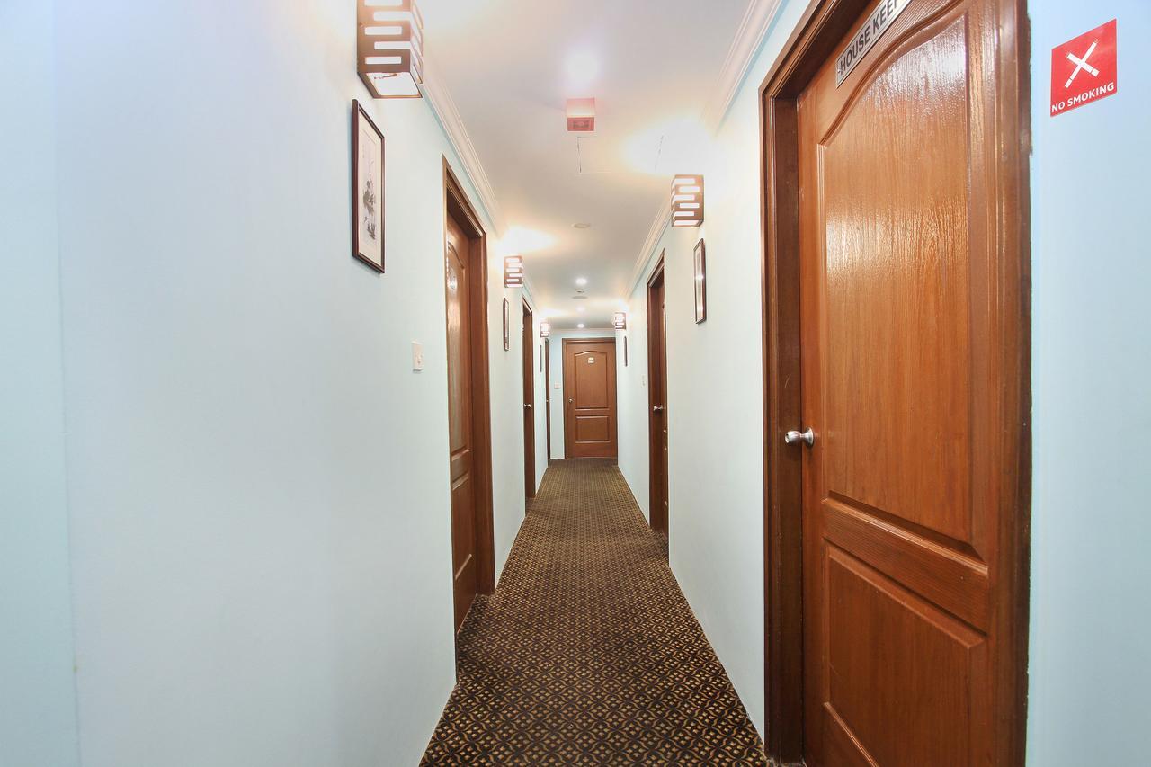 Oyo 6110 Thalassa Suites Bangalore Exterior photo
