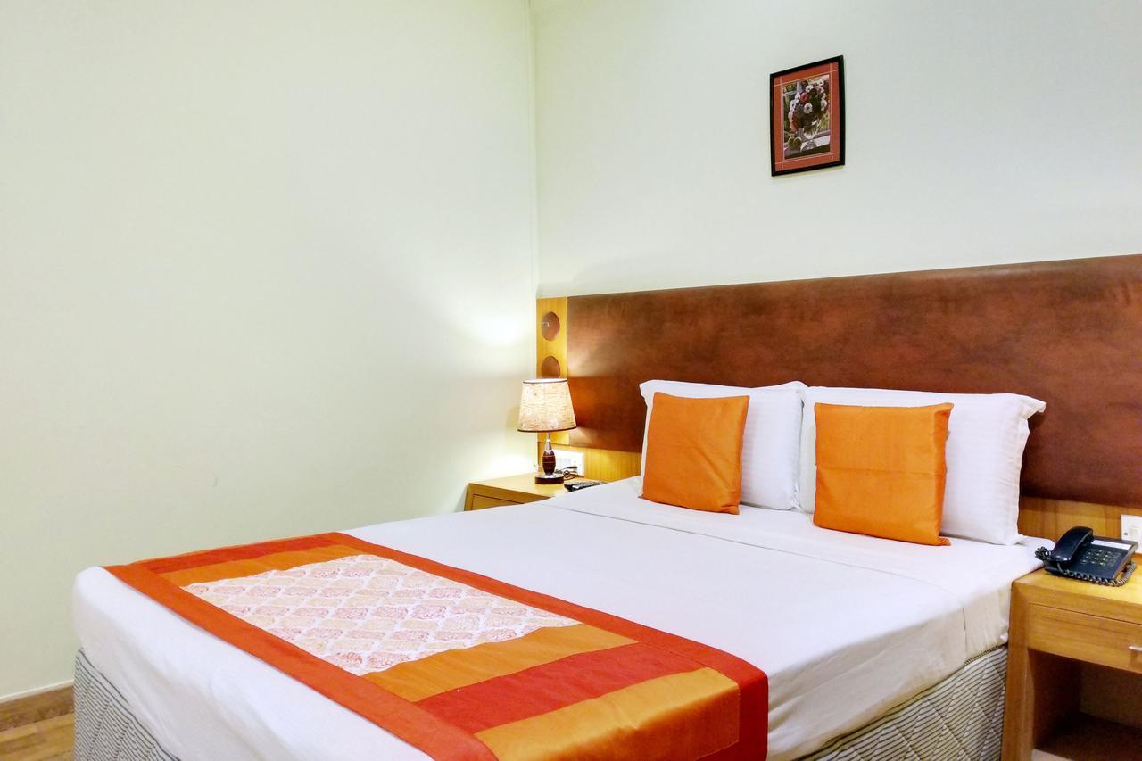 Oyo 6110 Thalassa Suites Bangalore Exterior photo